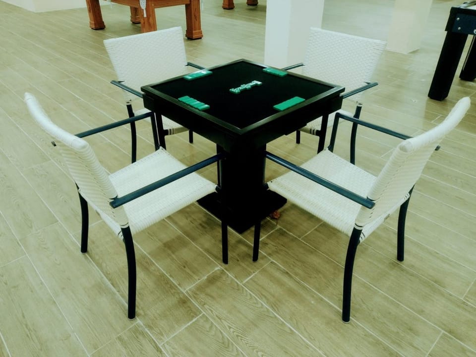 Billiard, Game Room, Table tennis