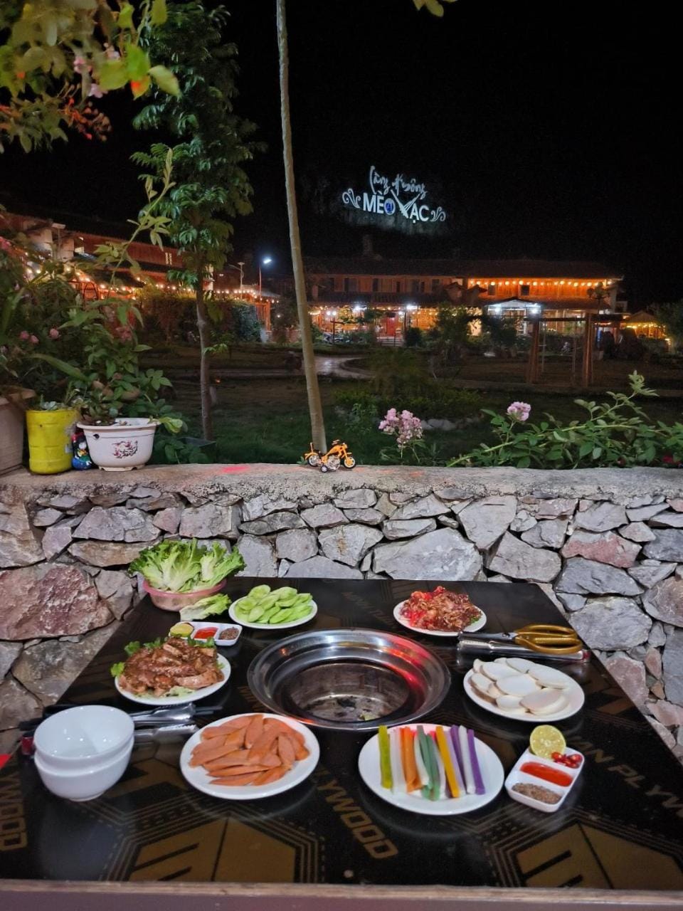 Food and drinks, Food