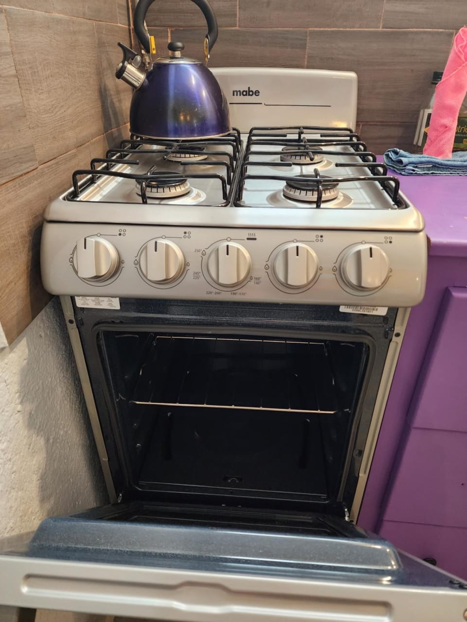 2 bedroom apartment with a/c Wi-Fi best location! Apartment in Zihuatanejo