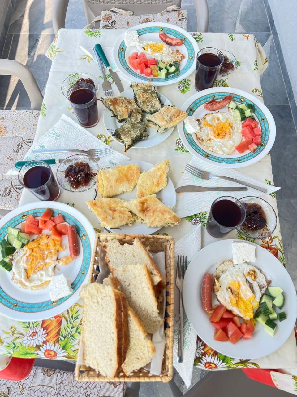 Breakfast, Breakfast