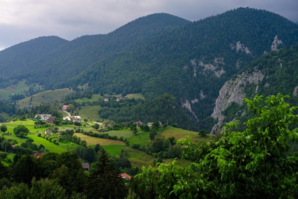 Ograda Magura village House in Brașov County