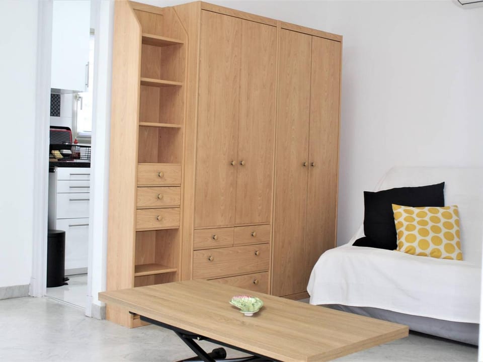 Studio en RDJ avec jardin, plage à 3m, clim et parking, Villeneuve-Loubet - FR-1-252A-74 Apartment in Villeneuve-Loubet