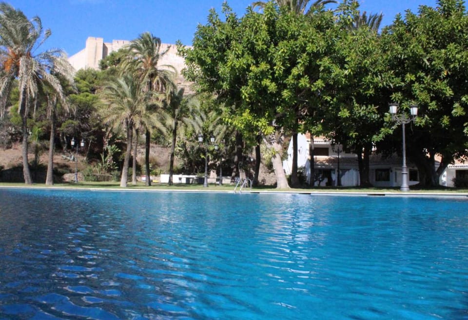 Castle Beach House. Luxury Beachfront Villa Villa in Fuengirola