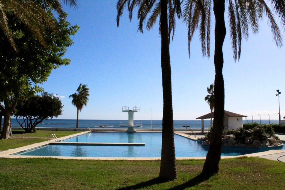 Castle Beach House. Luxury Beachfront Villa Villa in Fuengirola
