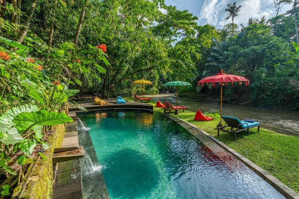 River view, Swimming pool