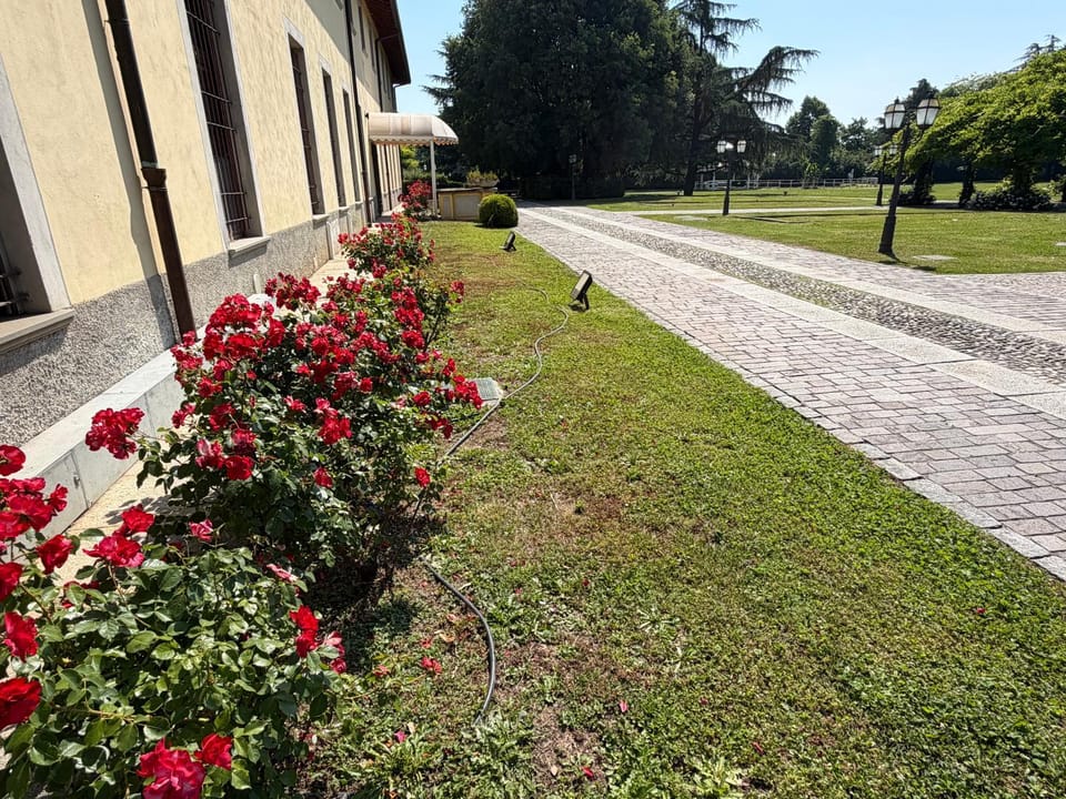 Bes Hotel Bergamo Cologno al Serio Hotel in Lombardy