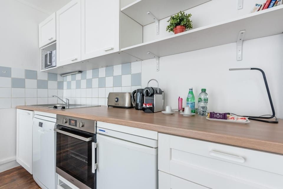 Coffee/tea facilities, Kitchen or kitchenette, dishwasher, minibar, pet friendly, stove, toaster