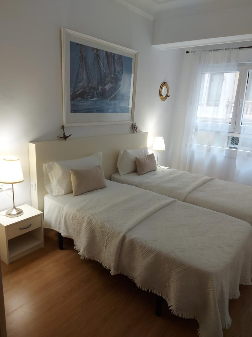 Apartamento junto a la playa de gros ESS02373 Apartment in San Sebastian