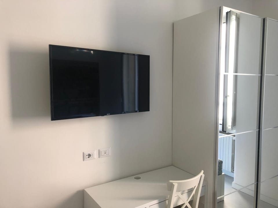 TV and multimedia, Bedroom