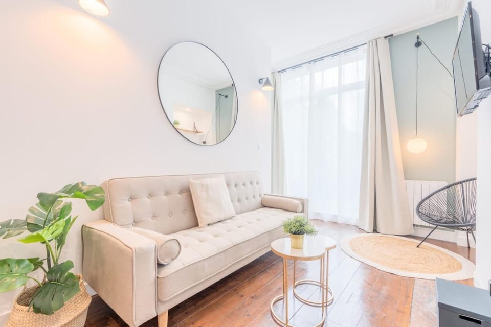 Renovated apartment 3bed 2bath Apartment in Lille