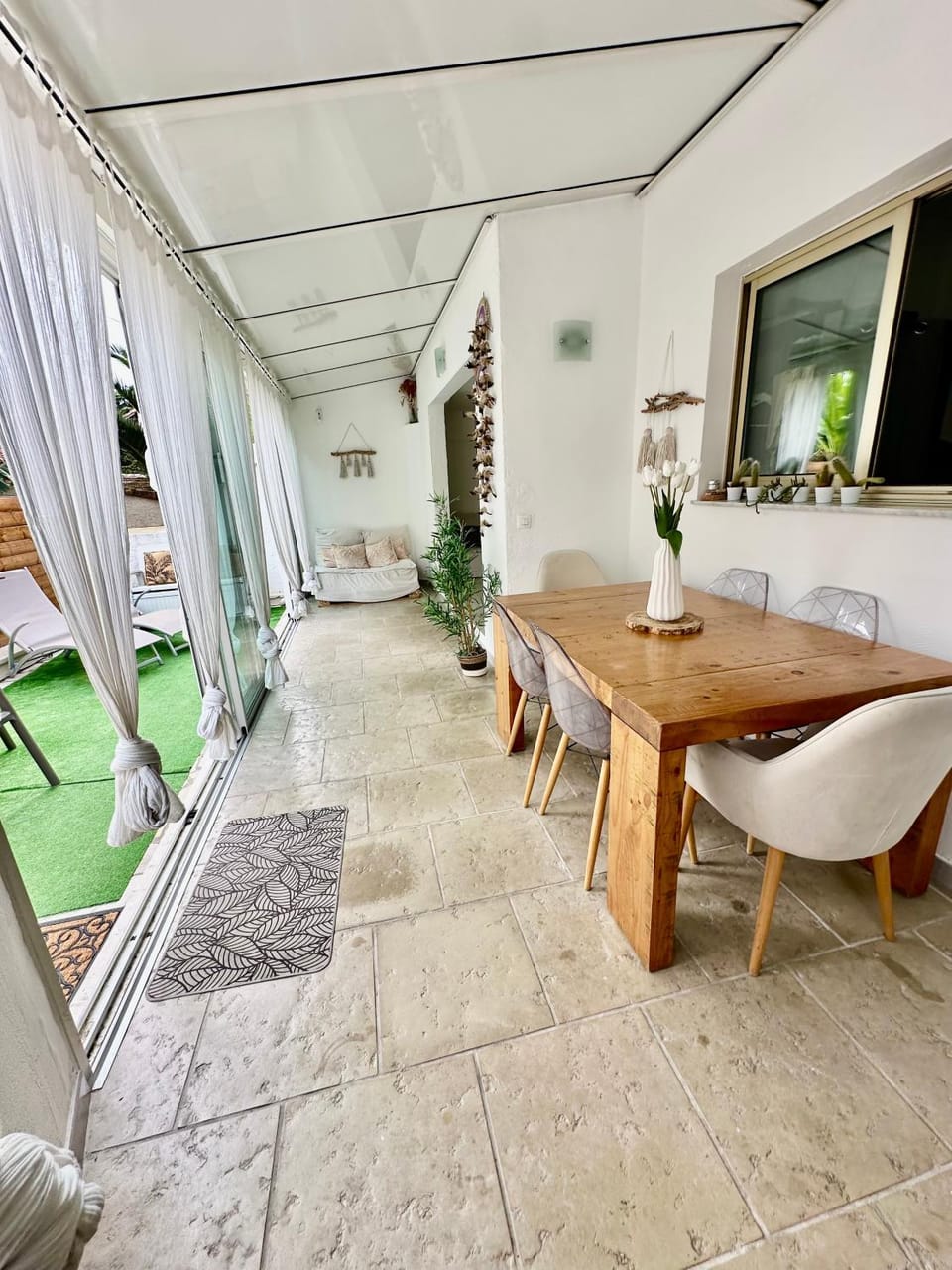 Patio, View (from property/room), Balcony/Terrace, Living room, Seating area, Dining area