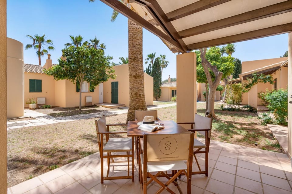 Balcony/Terrace, Dining area