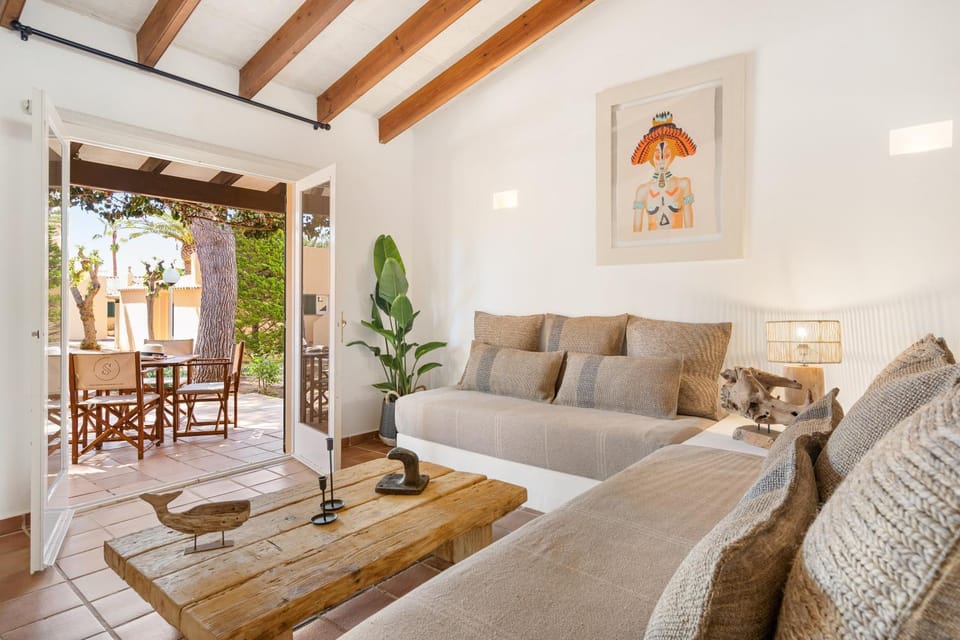 Patio, Living room, Seating area