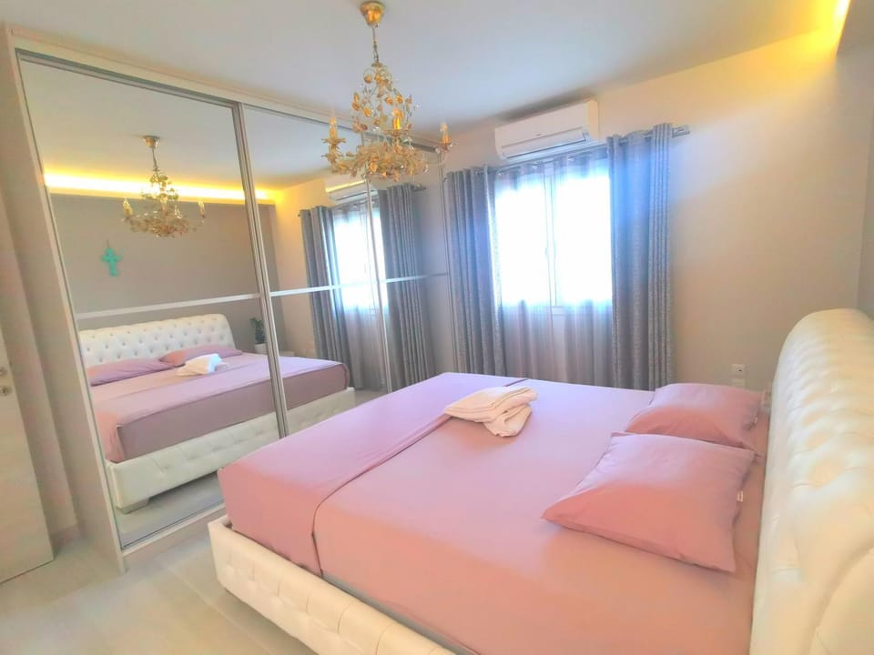 Maro the fox Apartment in Corfu