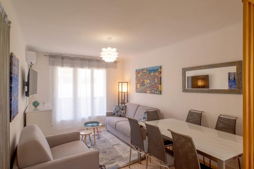 66B - Beautiful flat 800m from the sea with private parking Apartment in Collioure
