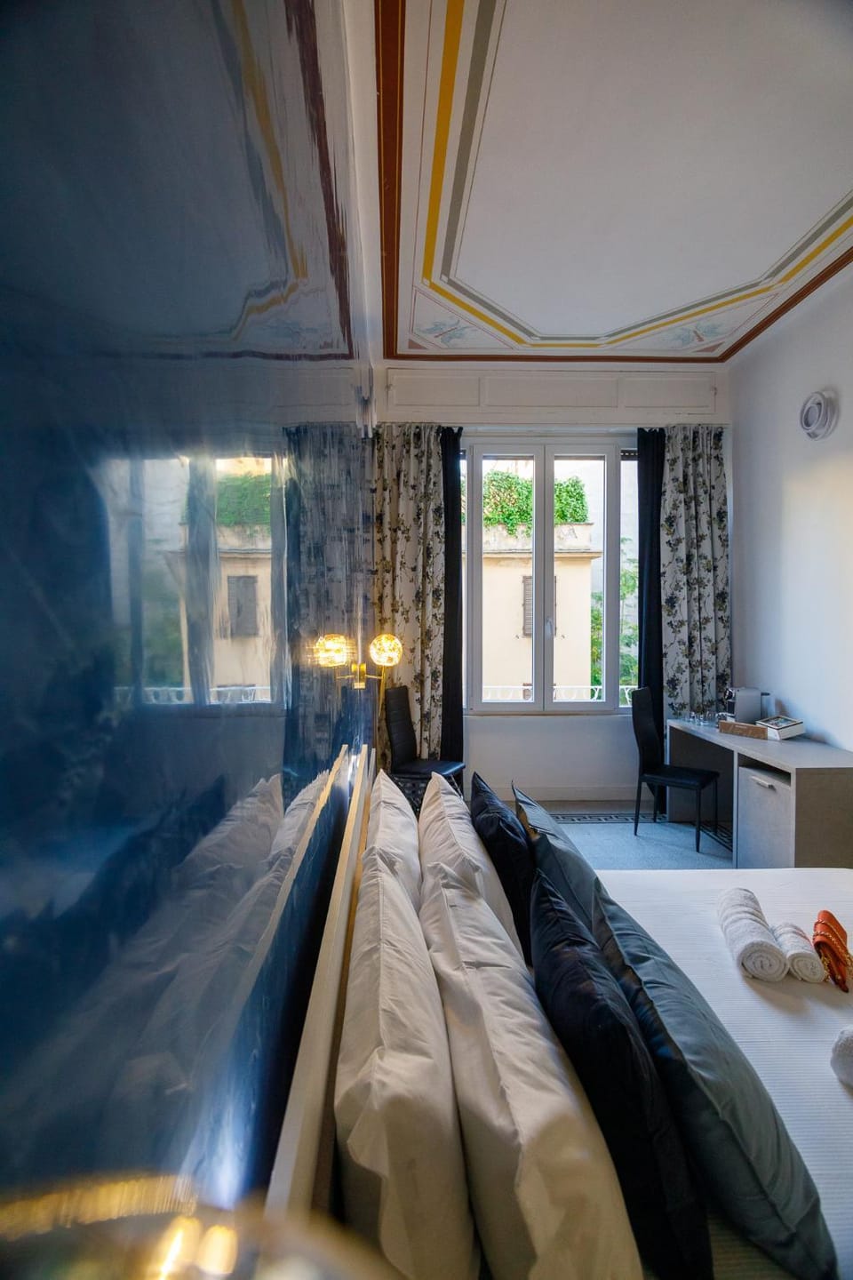Erreggi Luxury Rooms Bed and Breakfast in Rome