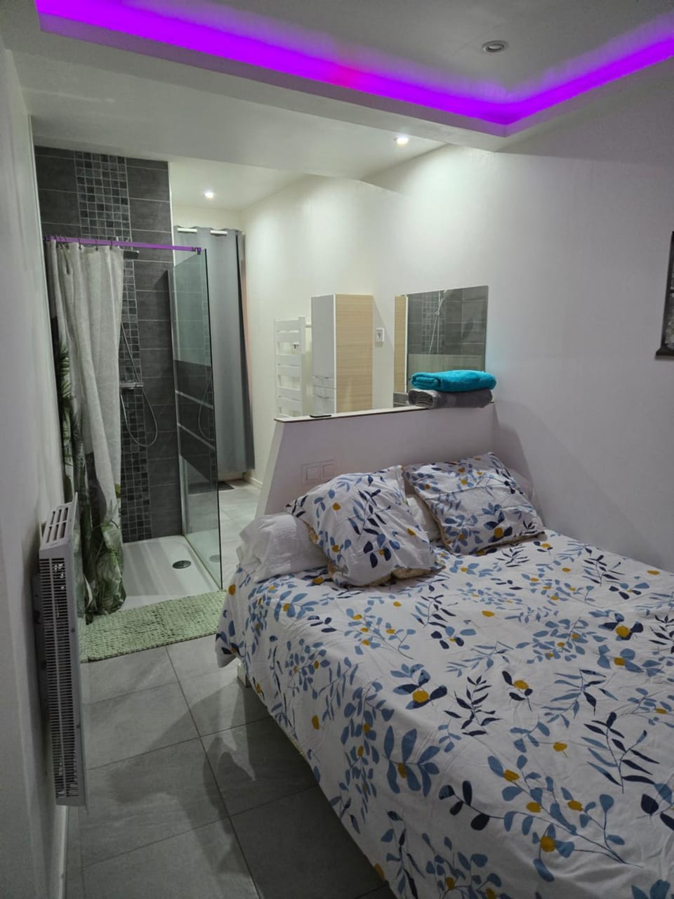Appart 40m2 indépendant, confortable avec terasse Apartment in Lunel