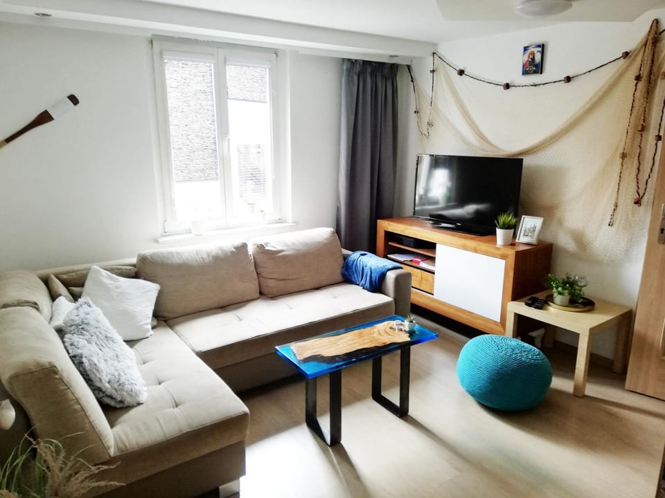 Communal lounge/ TV room, Seating area
