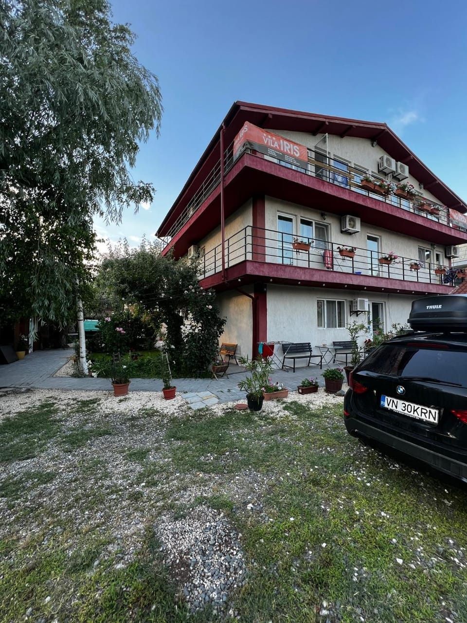 Property building, Garden