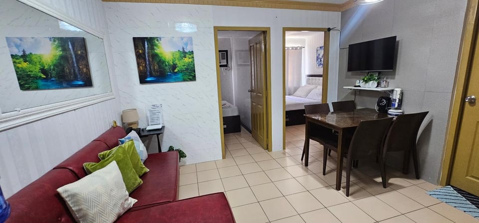 ENTIRE 2BR CONDO UNIT@8 SPATIAL CONDOMINIUM Apartment in Davao City