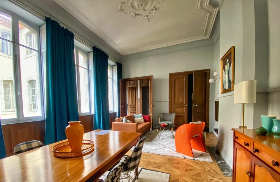 Maison ÉGLANTINE Historic 4 star with Air Conditioning Apartment in Carcassonne