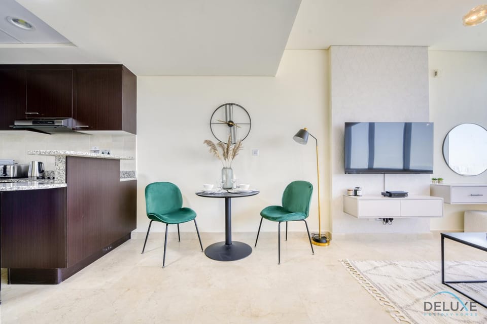 TV and multimedia, Dining area
