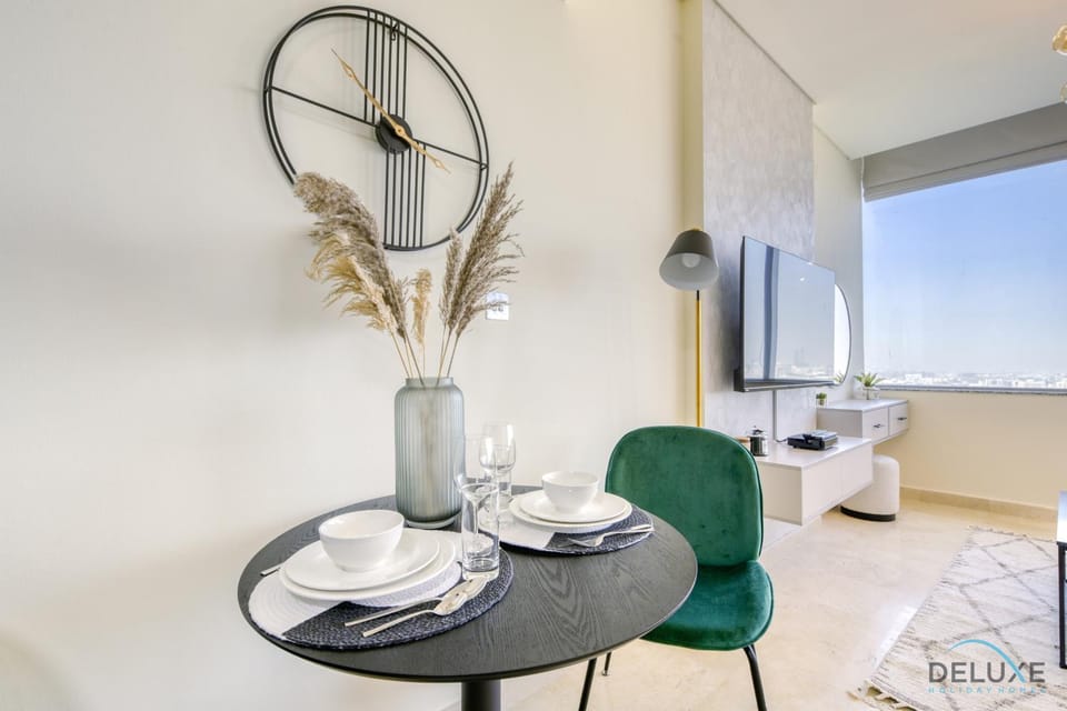 TV and multimedia, Dining area