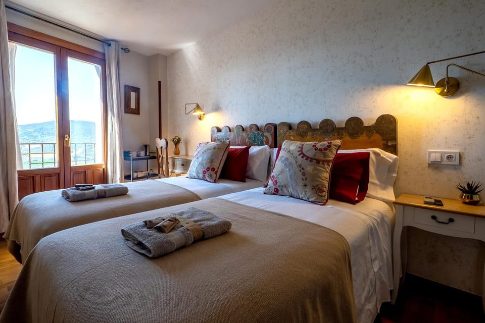 Bed, Balcony/Terrace, Photo of the whole room, towels