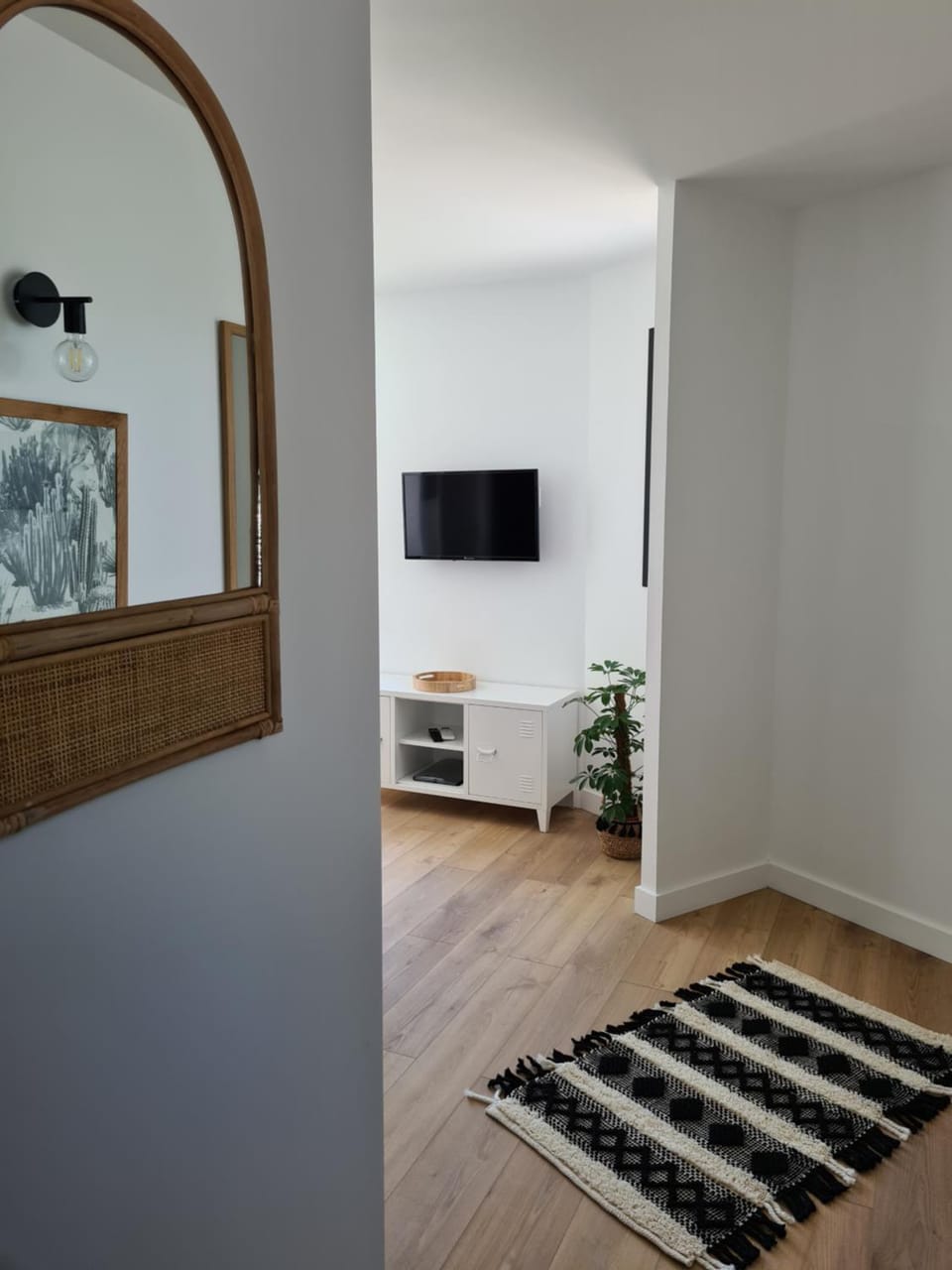 Location LA BELLE - LA ROCHELLE B Apartment in La Rochelle