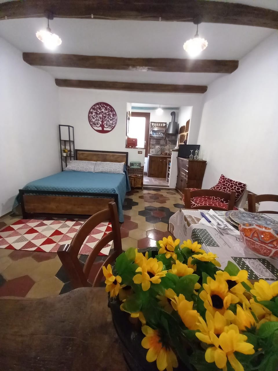Living room, Photo of the whole room, Seating area, Dining area