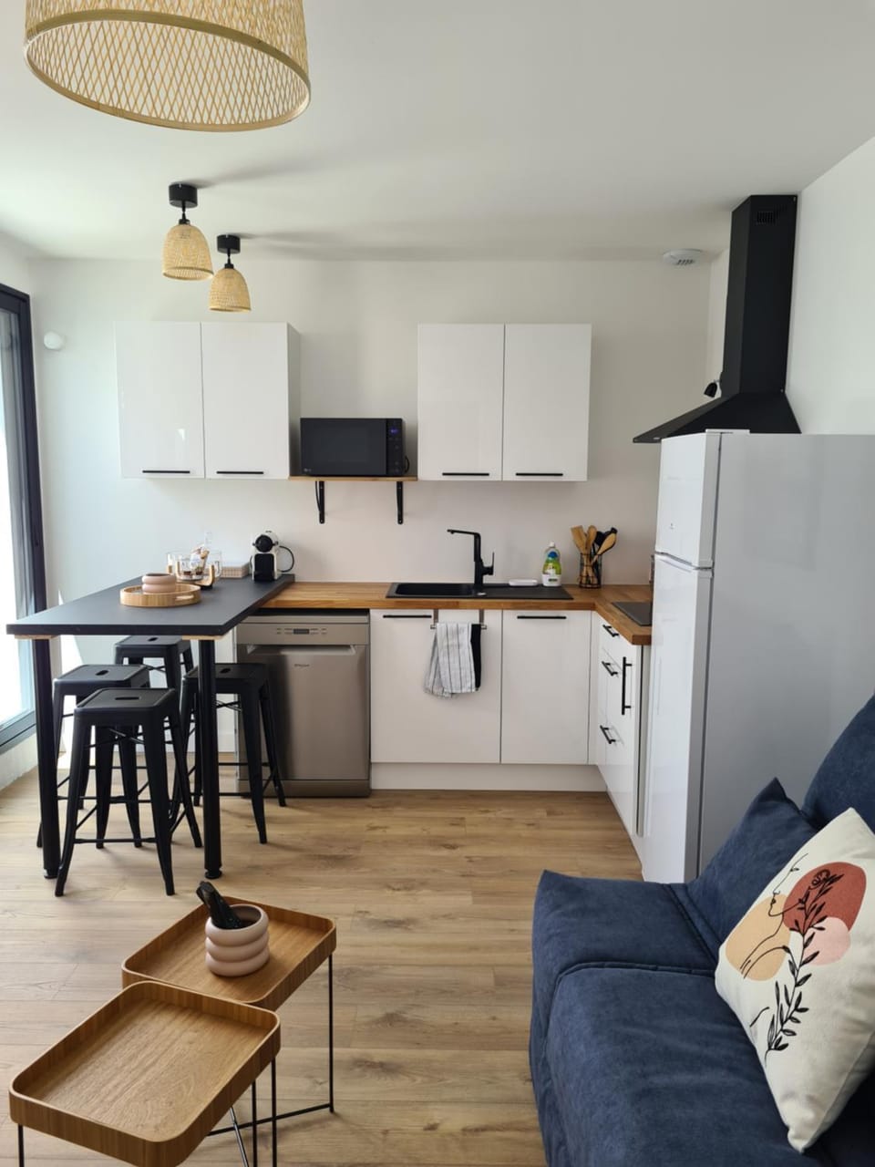 Location LA REBELLE - LA ROCHELLE B Apartment in La Rochelle