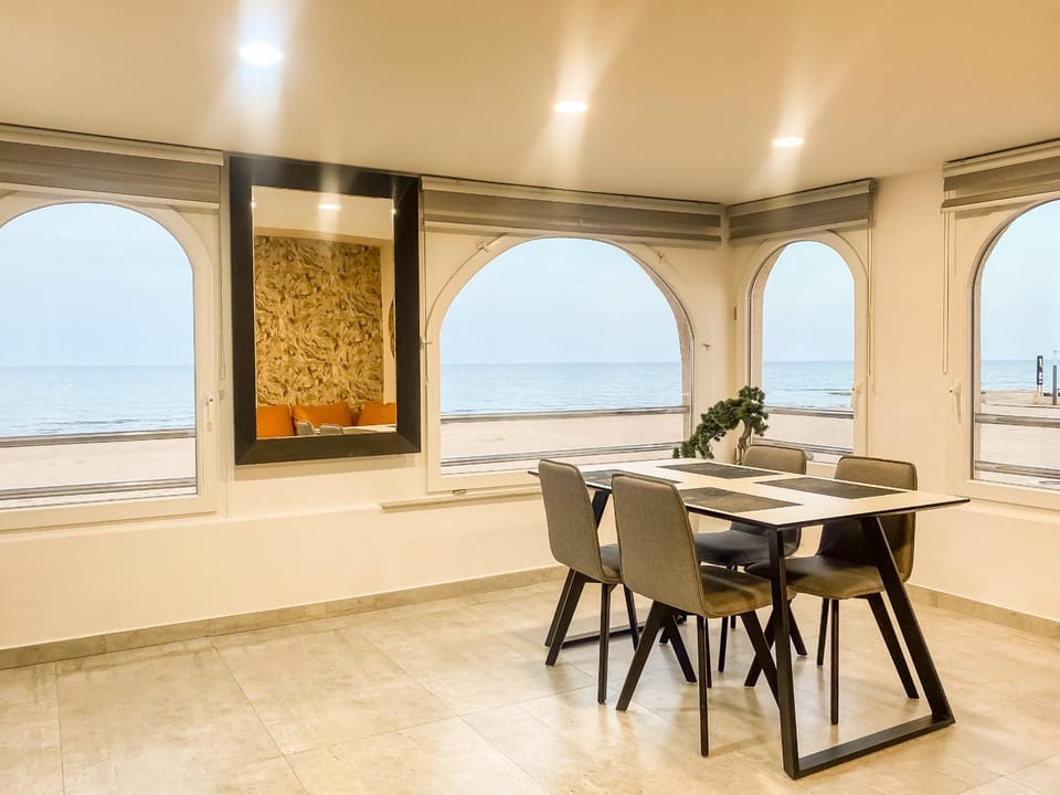 Dining area, Sea view