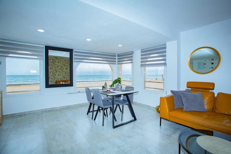 Dining area, Sea view