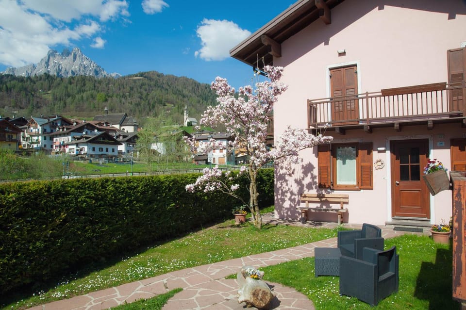 Facade/entrance, Garden, Mountain view