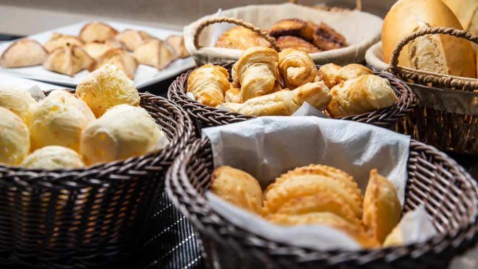 Food and drinks, Food, Breakfast, Continental breakfast, Buffet breakfast