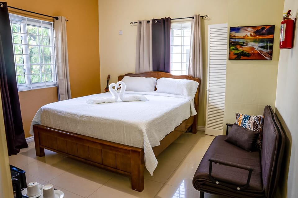 Incognito Culture Rooms Bed and Breakfast in Kingston