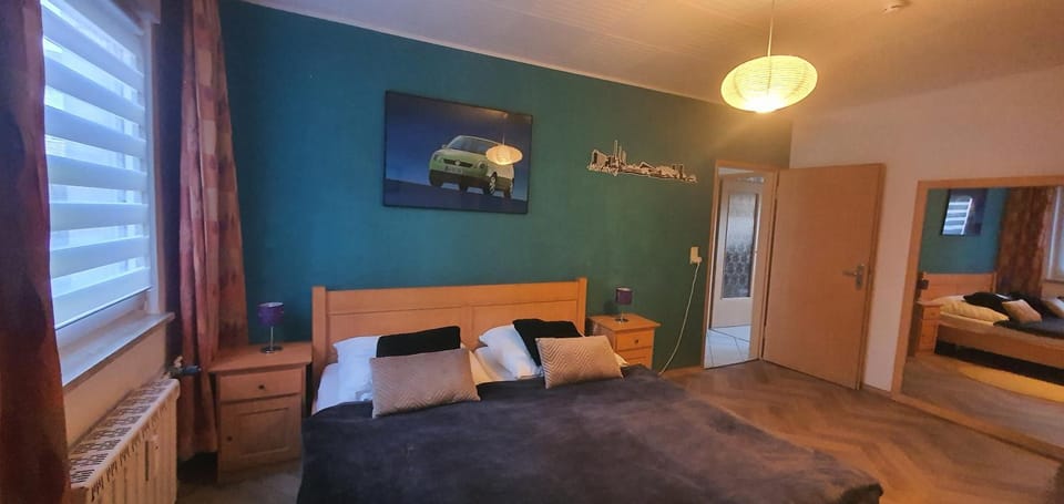 " Die Wolfs Burg" 70qm - 3Zimmer- Duschbad - Küche & zentrumsnah Apartment in Wolfsburg