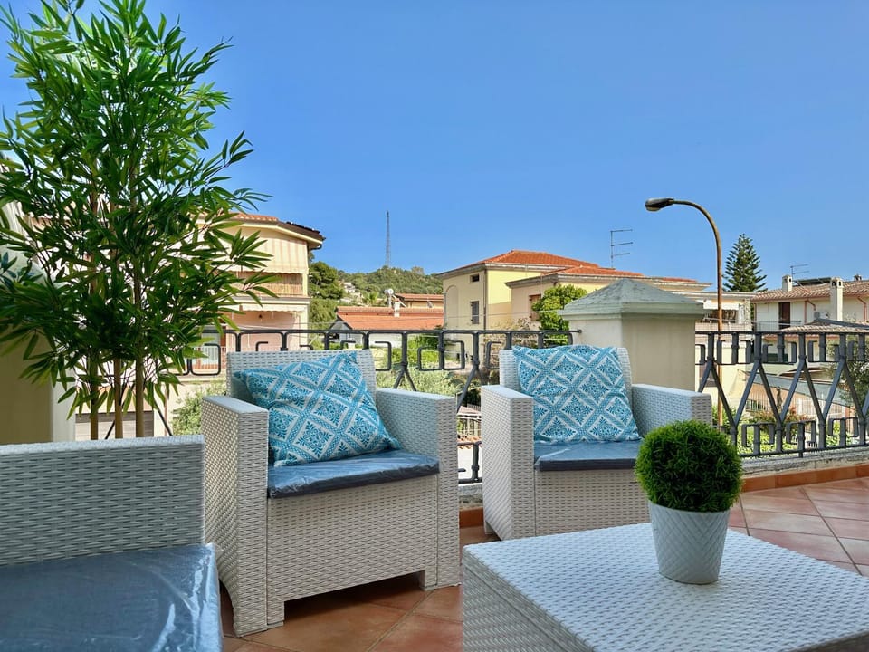 Balcony/Terrace, Living room
