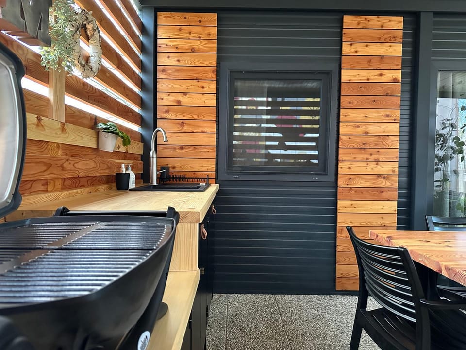 BBQ facilities, Balcony/Terrace
