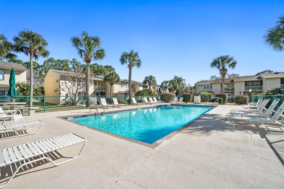 Property building, People, People, People, Neighbourhood, Natural landscape, Balcony/Terrace, Guests, Guests, Guests, Pool view, Area and facilities, Swimming pool, children, children, children, young children, young children, young children, older children, older children, older children, group of guests, group of guests, group of guests, Family, Family, Family, sunbed