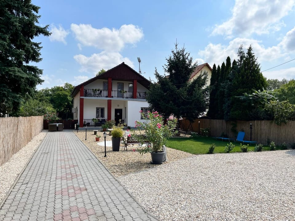 Property building, Garden