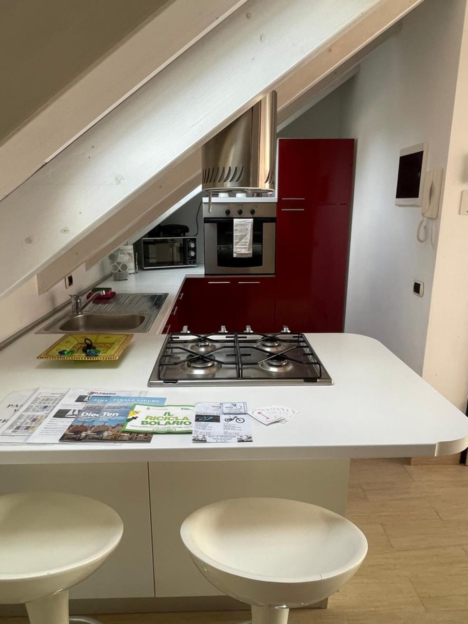 Kitchen or kitchenette