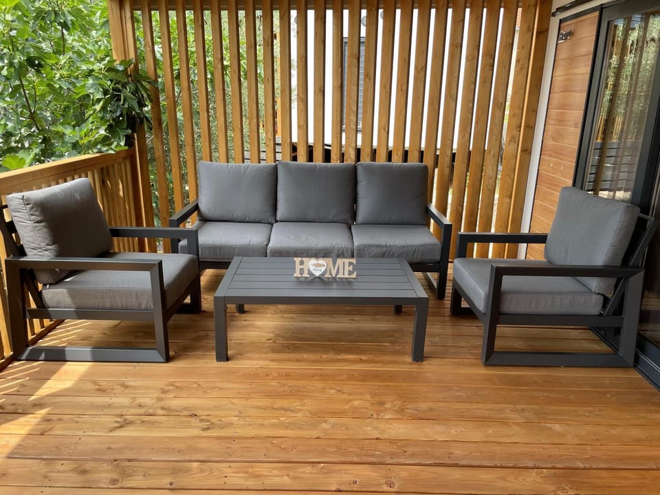 Lounge or bar
