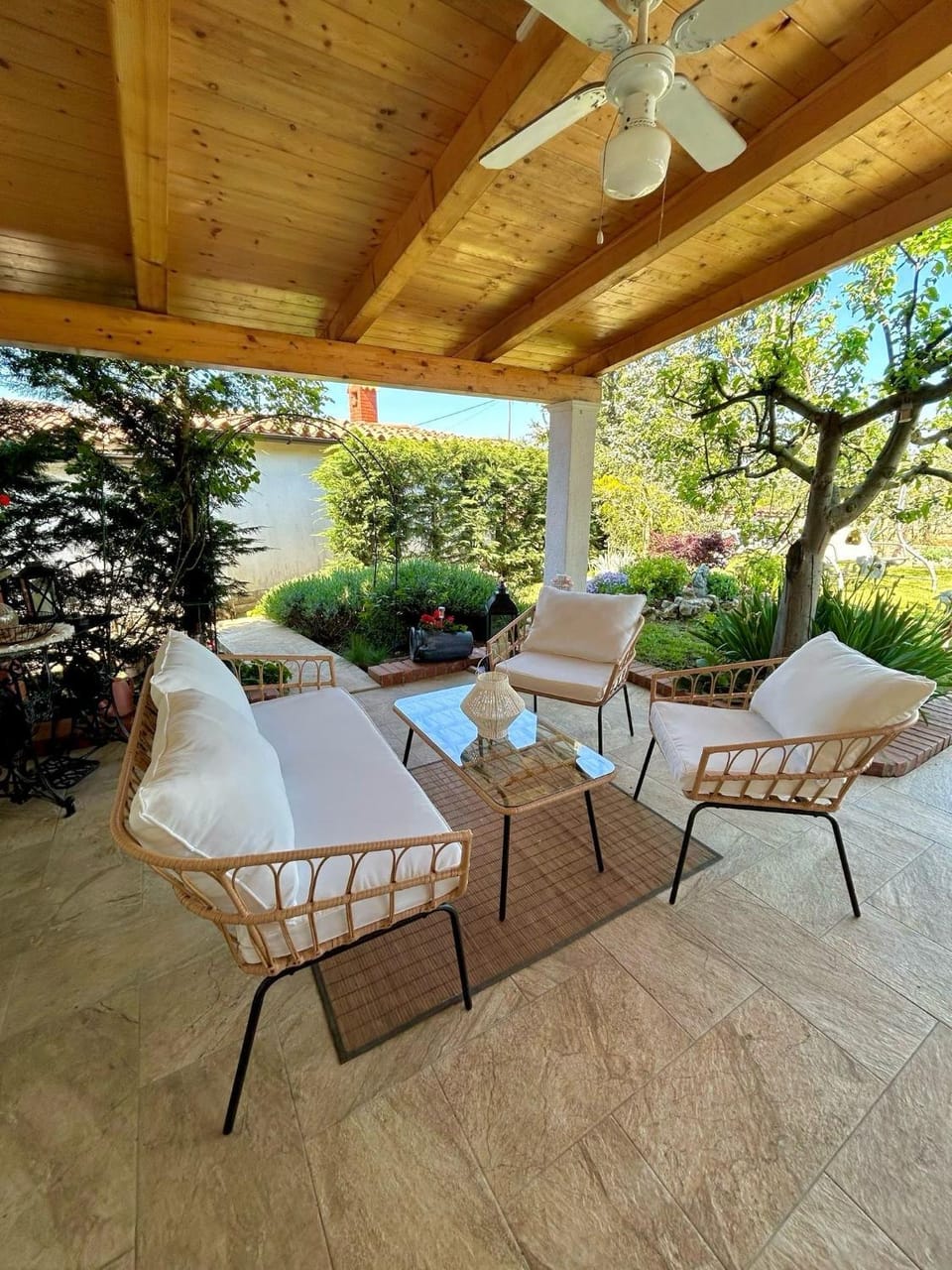 Patio, Day, Garden, Seating area, Garden view