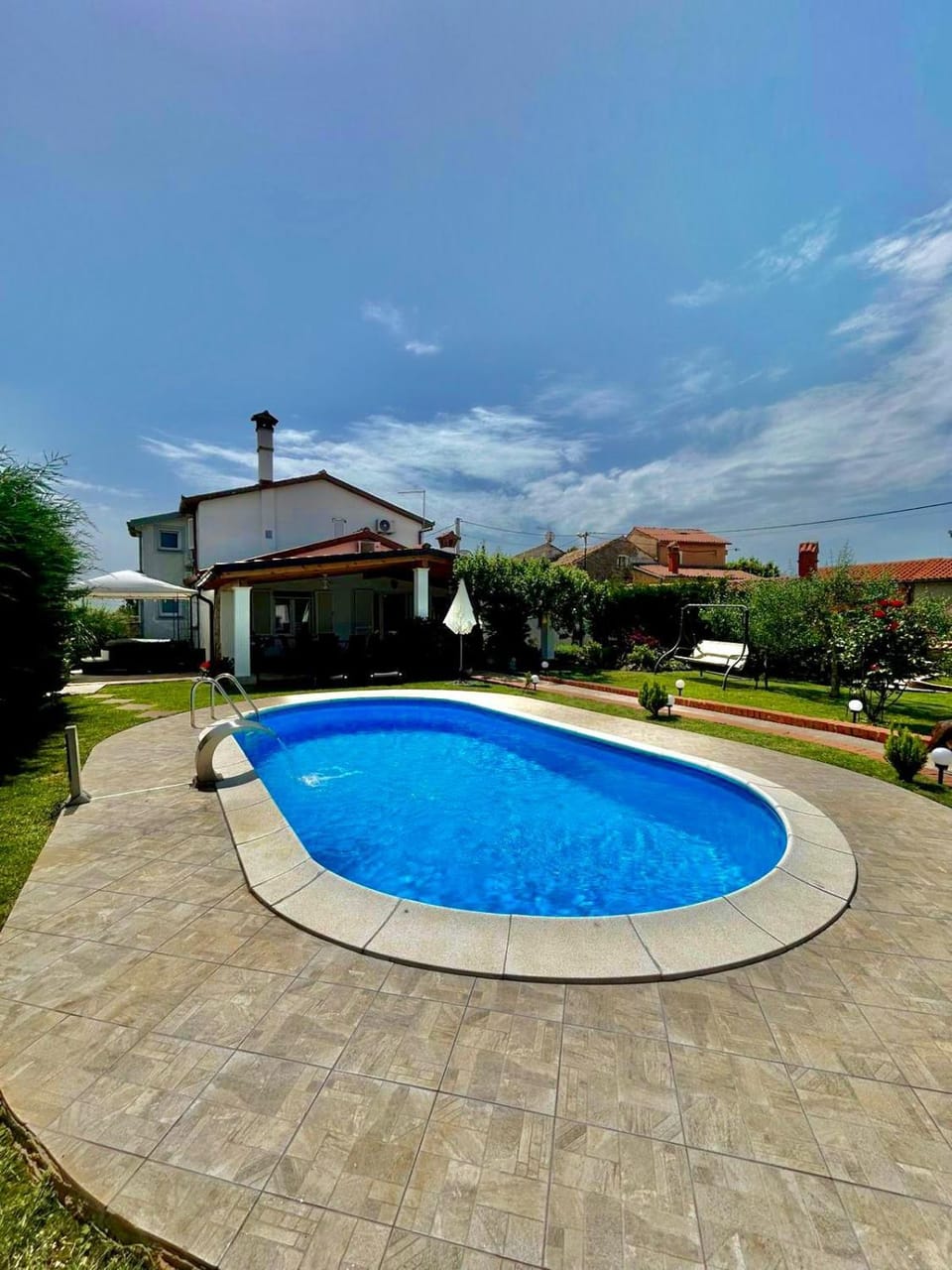 Garden, Garden view, Pool view, Swimming pool, sunbed