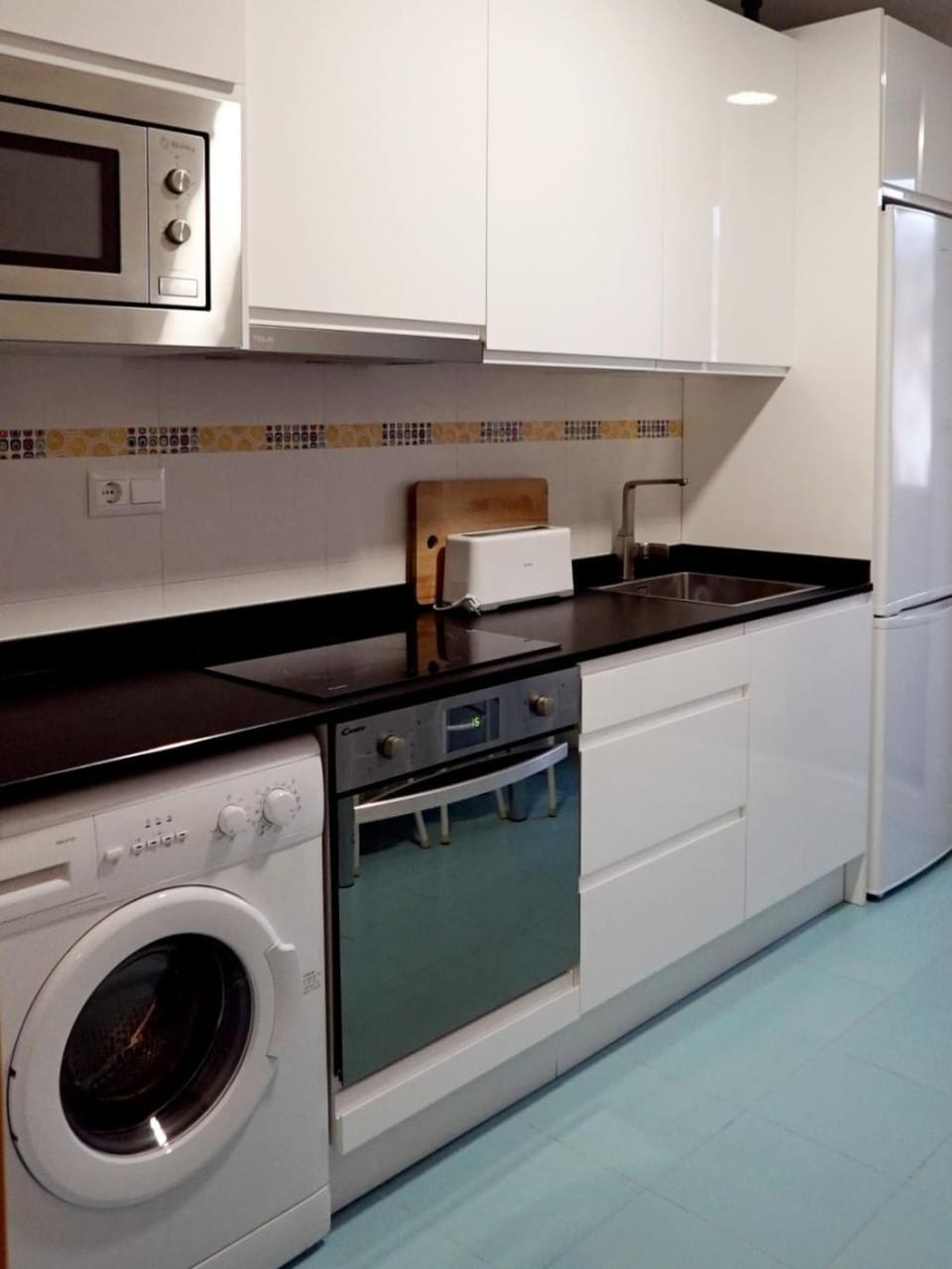 Kitchen or kitchenette, minibar, pet friendly, stove, washing machine