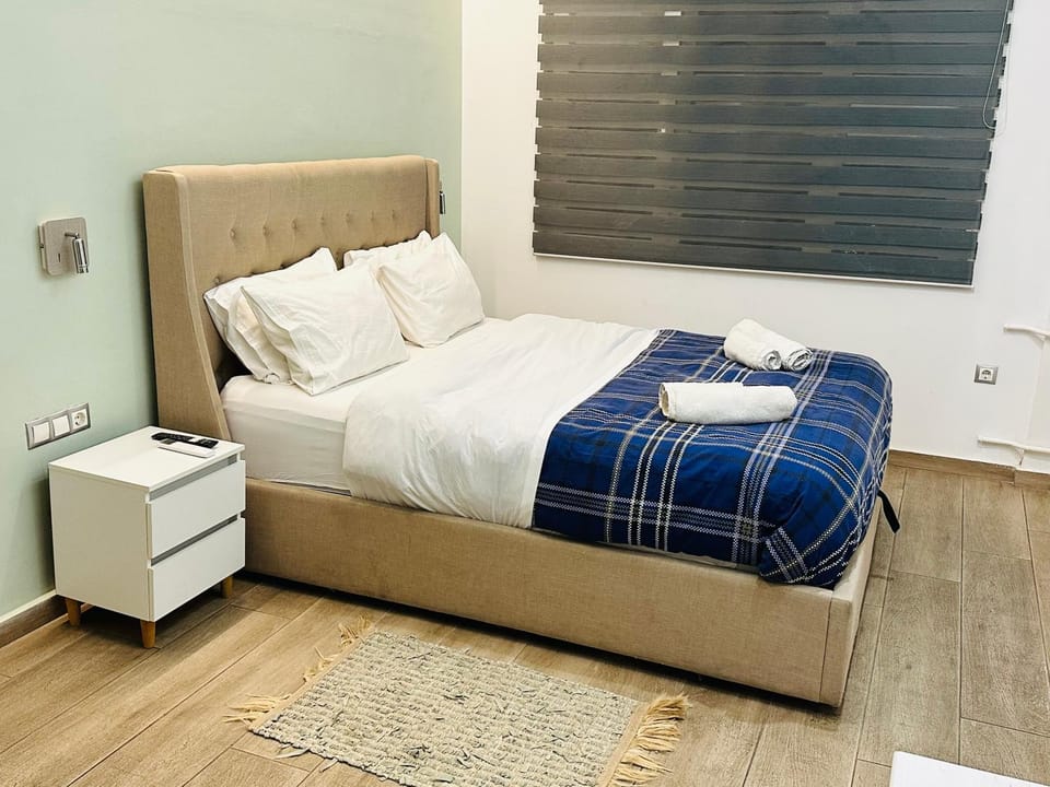 Royal Blue Grand Suite No 2 Apartment in Pireas