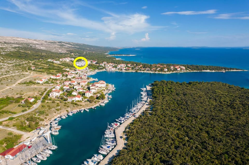 Bird's eye view, Sea view