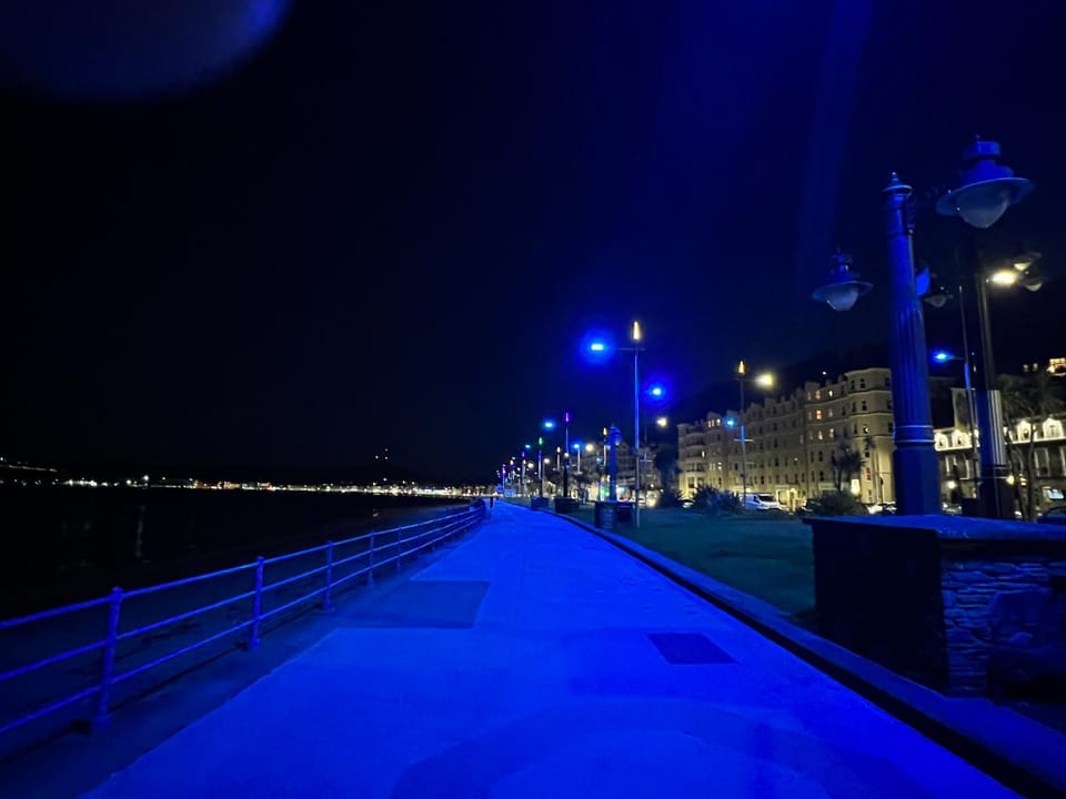 Sea-Renity - Self Catering Holiday Let Apartment in Douglas