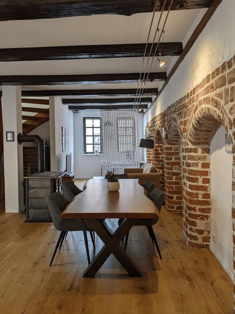 Living room, Dining area